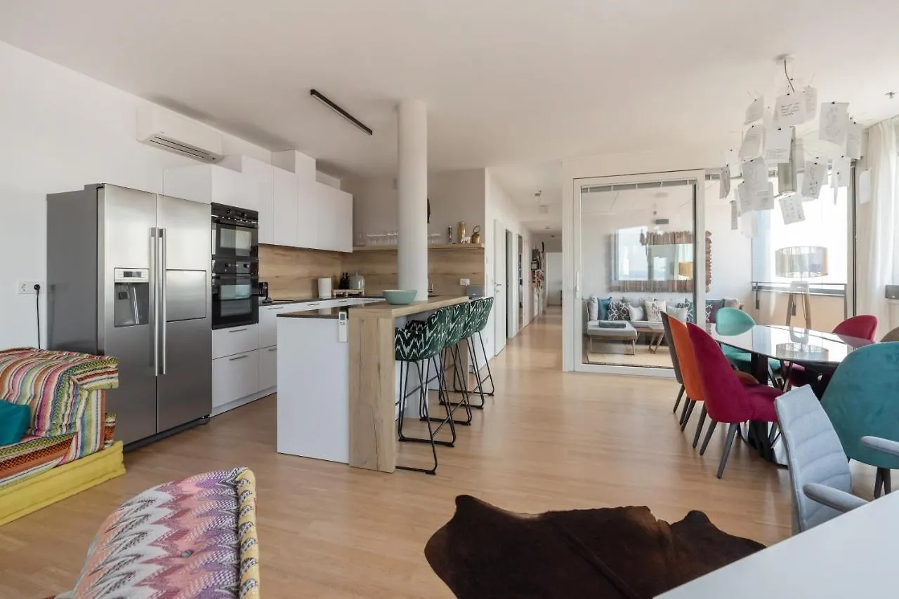 Luxus Ueber Den Wolken, 18. Stock Mit Klimaanlage Und Garage Apartment Vienna