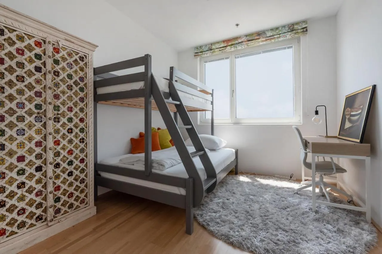 Luxus Ueber Den Wolken, 18. Stock Mit Klimaanlage Und Garage Apartment Vienna Austria