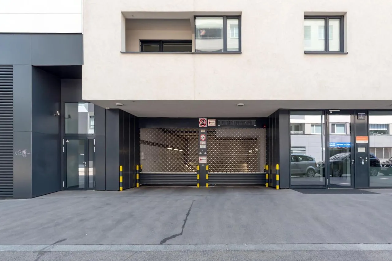 Luxus Ueber Den Wolken, 18. Stock Mit Klimaanlage Und Garage Apartment Vienna