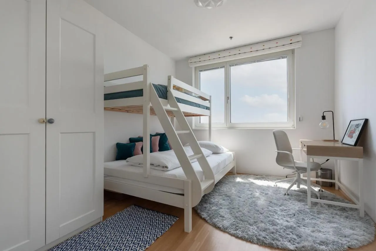 Luxus Ueber Den Wolken, 18. Stock Mit Klimaanlage Und Garage Apartment Vienna Austria