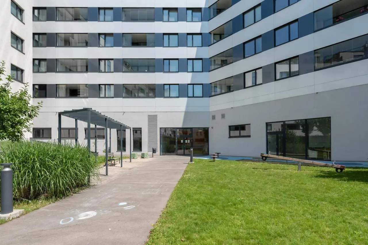 Luxus Ueber Den Wolken, 18. Stock Mit Klimaanlage Und Garage Apartment Vienna 0*,