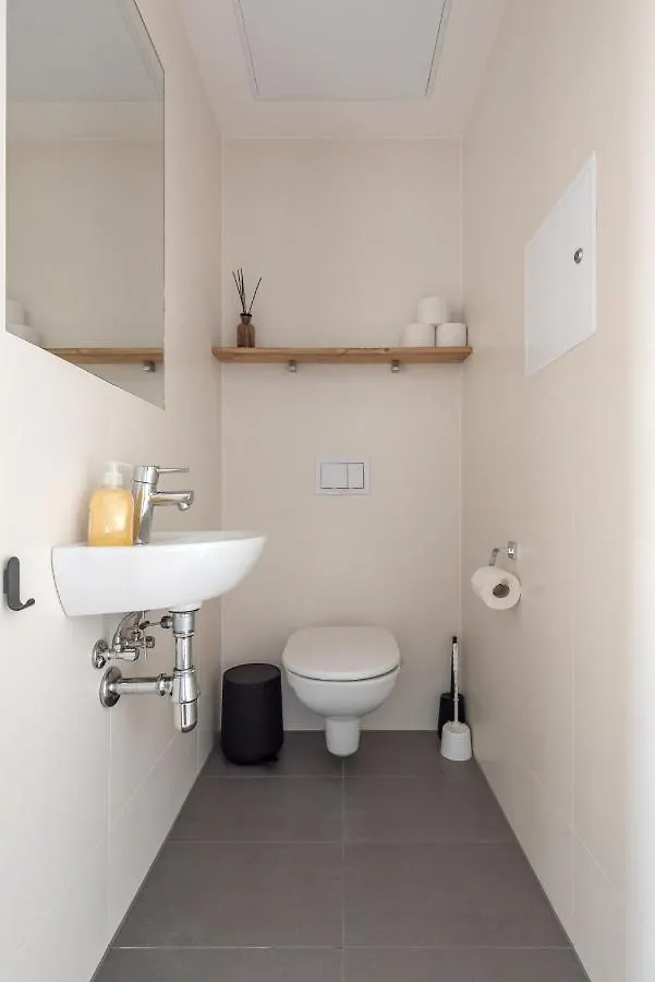 Luxus Ueber Den Wolken, 18. Stock Mit Klimaanlage Und Garage Apartment Vienna