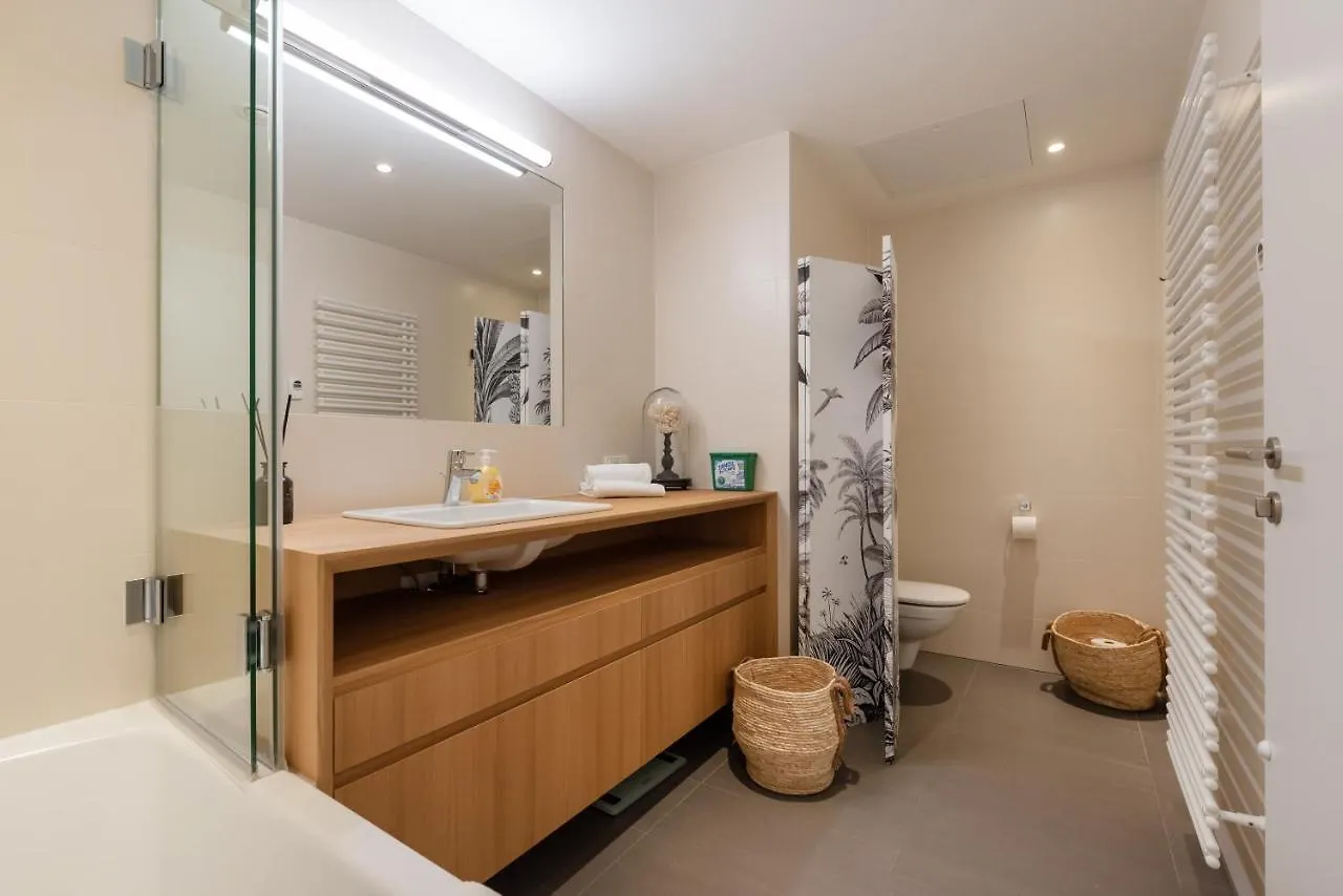Luxus Ueber Den Wolken, 18. Stock Mit Klimaanlage Und Garage Appartement Wenen