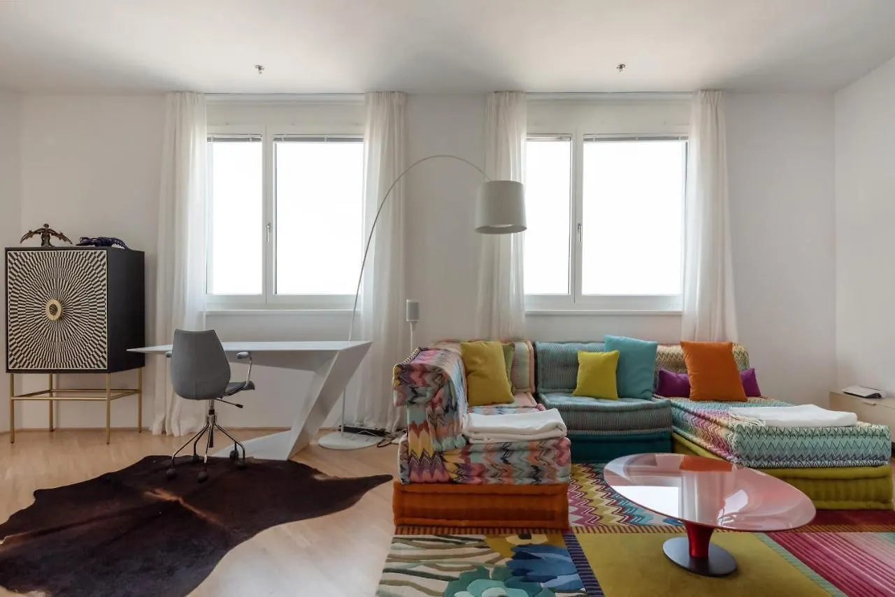 Luxus Ueber Den Wolken, 18. Stock Mit Klimaanlage Und Garage Appartement Wenen